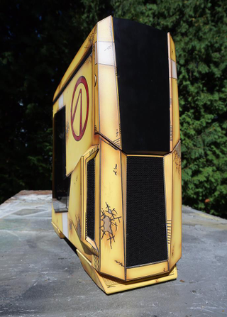 Illustration for article titled Look At This Borderlands PC Case